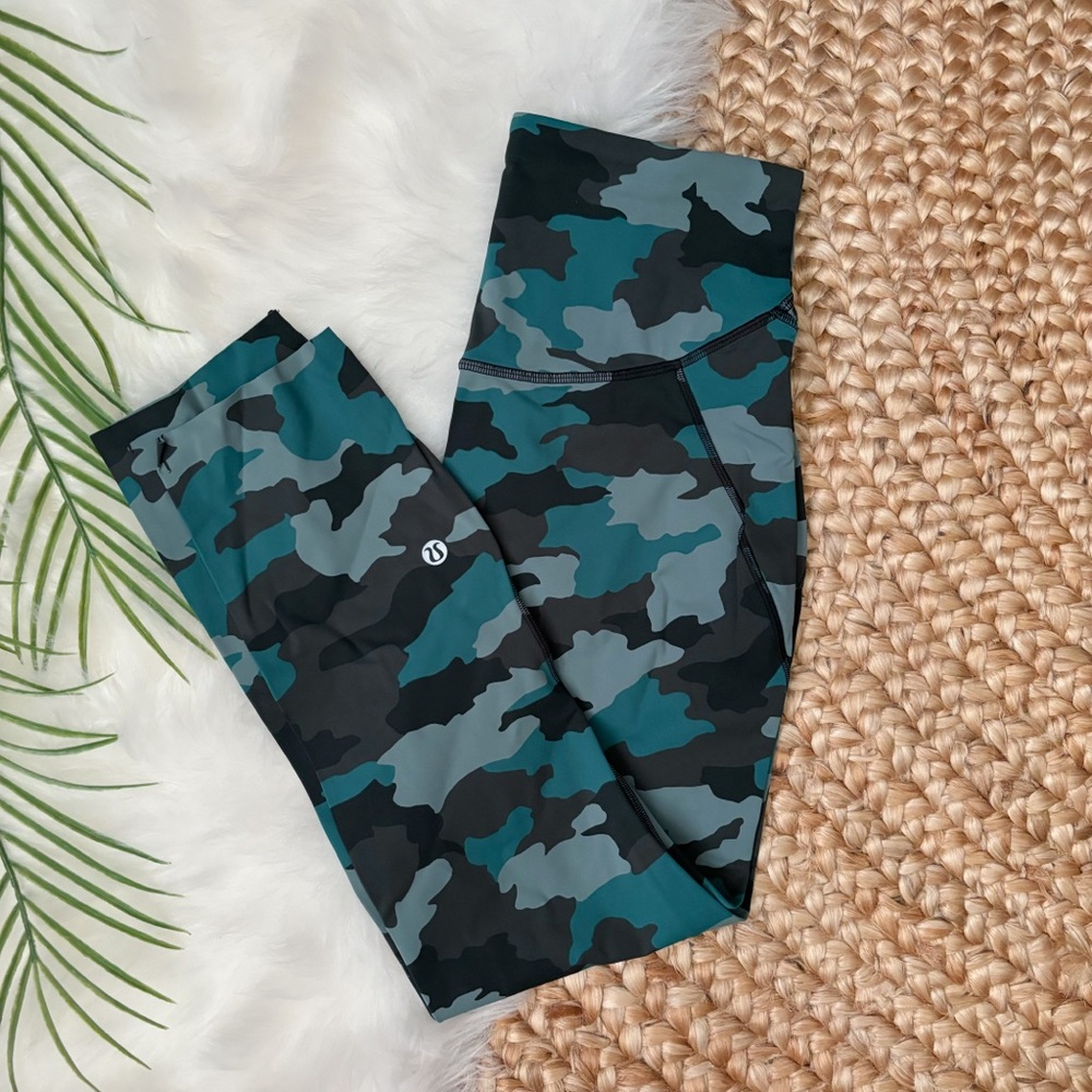 Lululemon Base Pace High-Rise Crop 23" Heritage 365 Camo Tidewater Teal Multi